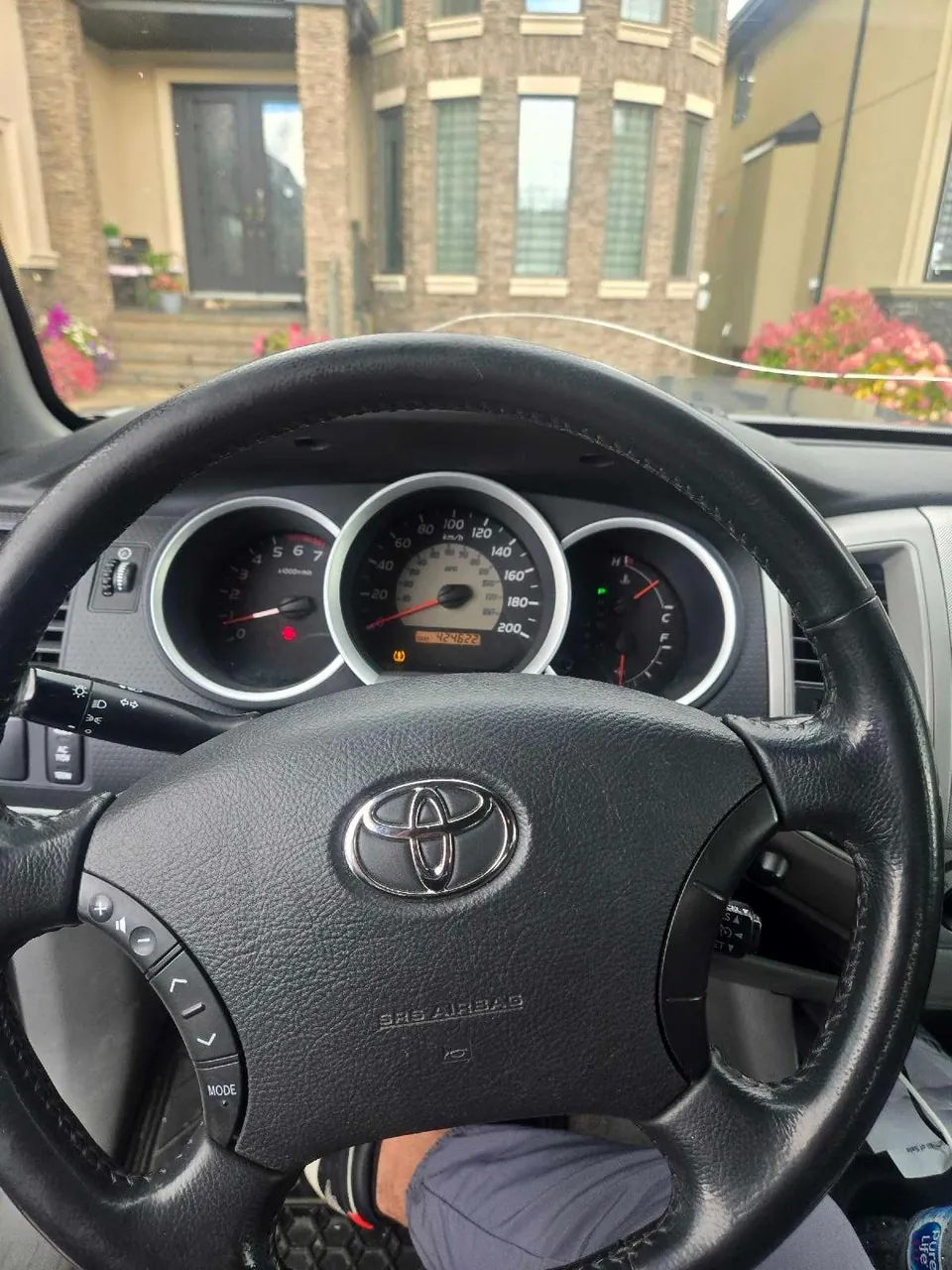 Toyota Tacoma 2010 photo 5