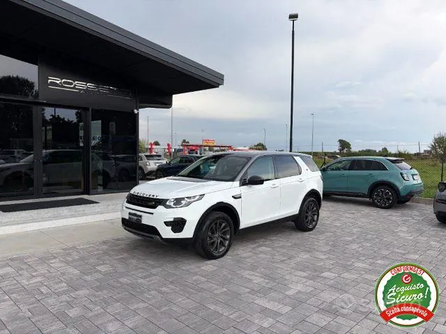 Land Rover Discovery Sport 2017 photo 3