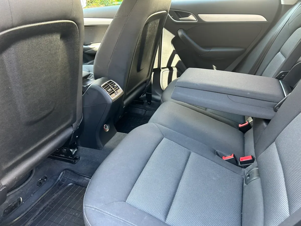 Audi Q3 2017 photo 3