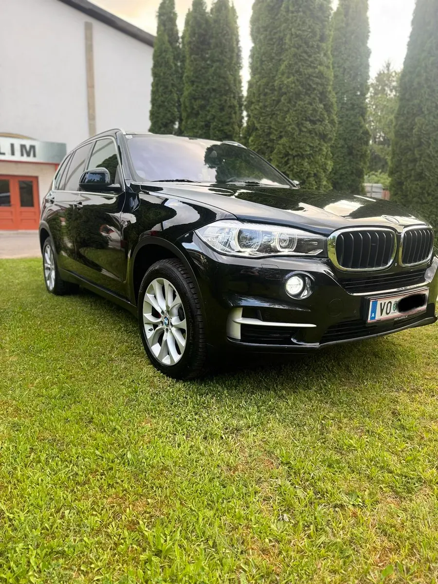 BMW X5 2017 photo 2