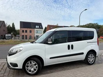 Fiat Doblo 2015 photo 2
