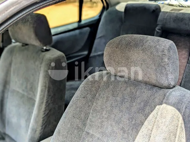 Nissan Bluebird 1998 photo 2