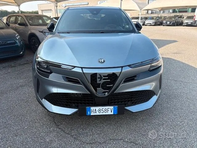 Alfa Romeo Junior 2025 photo 2