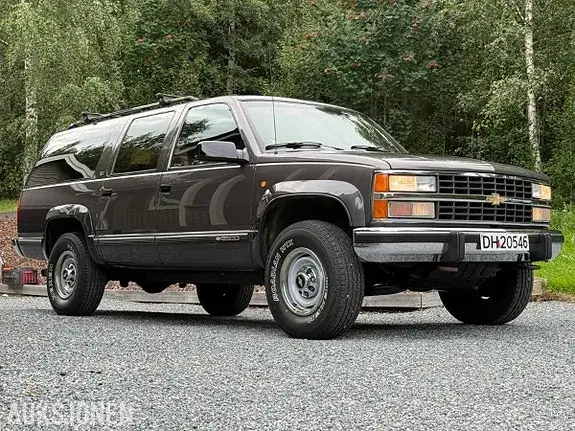 Chevrolet Suburban 1993 photo 3