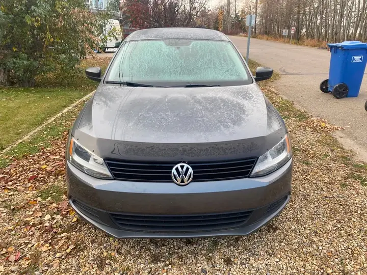 Volkswagen Jetta 2011 photo 2