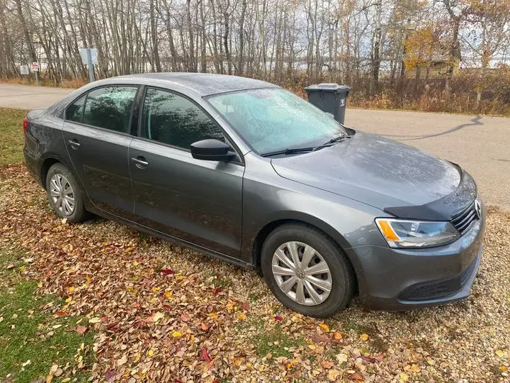 Volkswagen Jetta 2011 photo 3