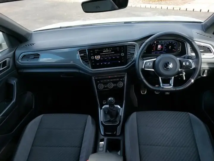 Volkswagen T-Roc 2021 photo 3