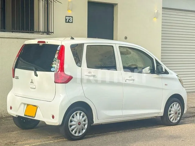 Mitsubishi Ek Wagon 2016 photo 5