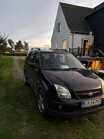 Suzuki Ignis 2006 photo 2