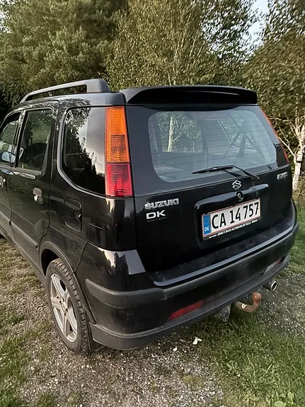 Suzuki Ignis 2006 photo 3