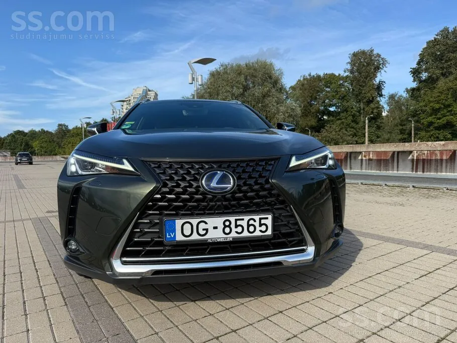 Lexus Ux 2019 photo 2