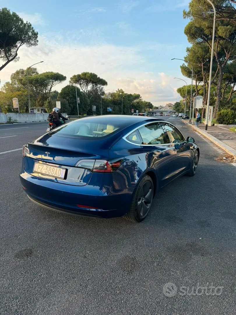 Tesla Model 3 2019 photo 4