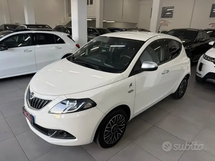 Lancia Ypsilon 2024 photo 4