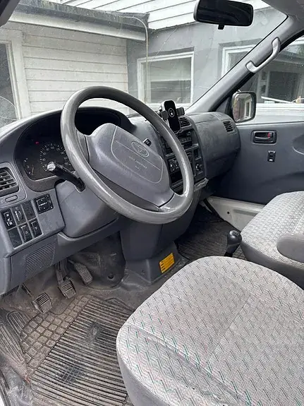 Toyota Hiace 2006 photo 5