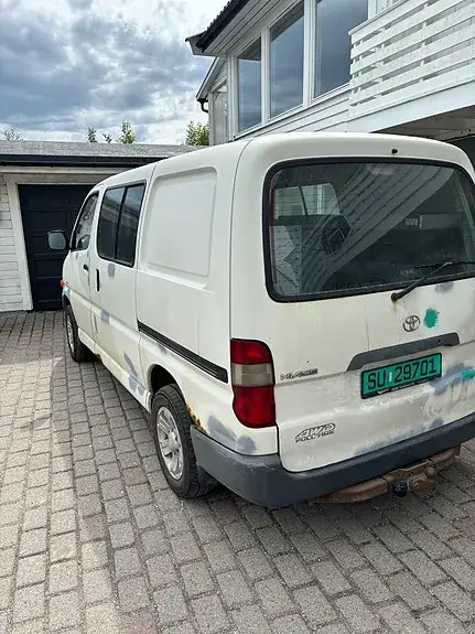 Toyota Hiace 2006 photo 3