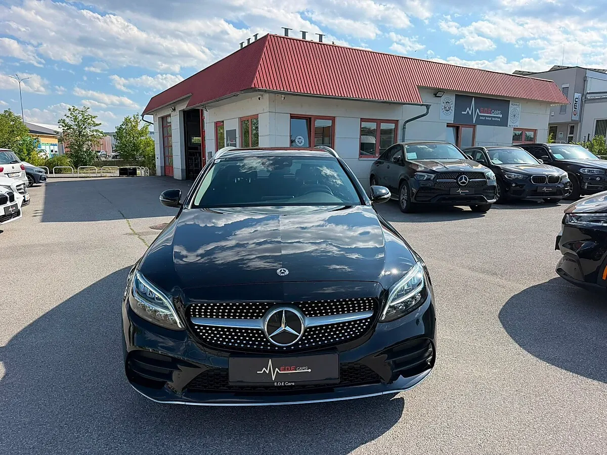 Mercedes-Benz C-Class 2020 photo 3