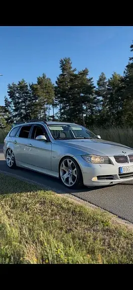 BMW 325I 2006 photo 2