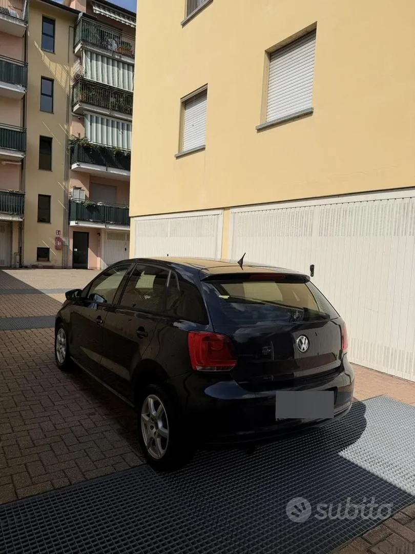 Volkswagen Polo 2011 photo 4