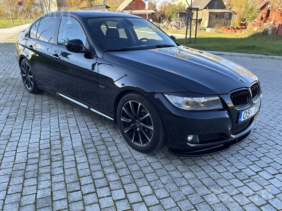BMW 320D 2011 photo 3