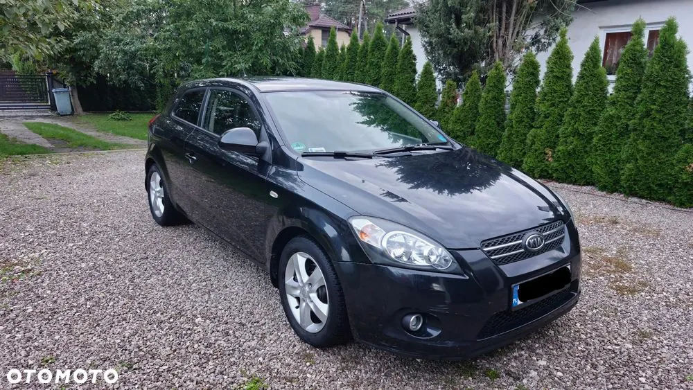 Kia Ceed 2008 photo 3