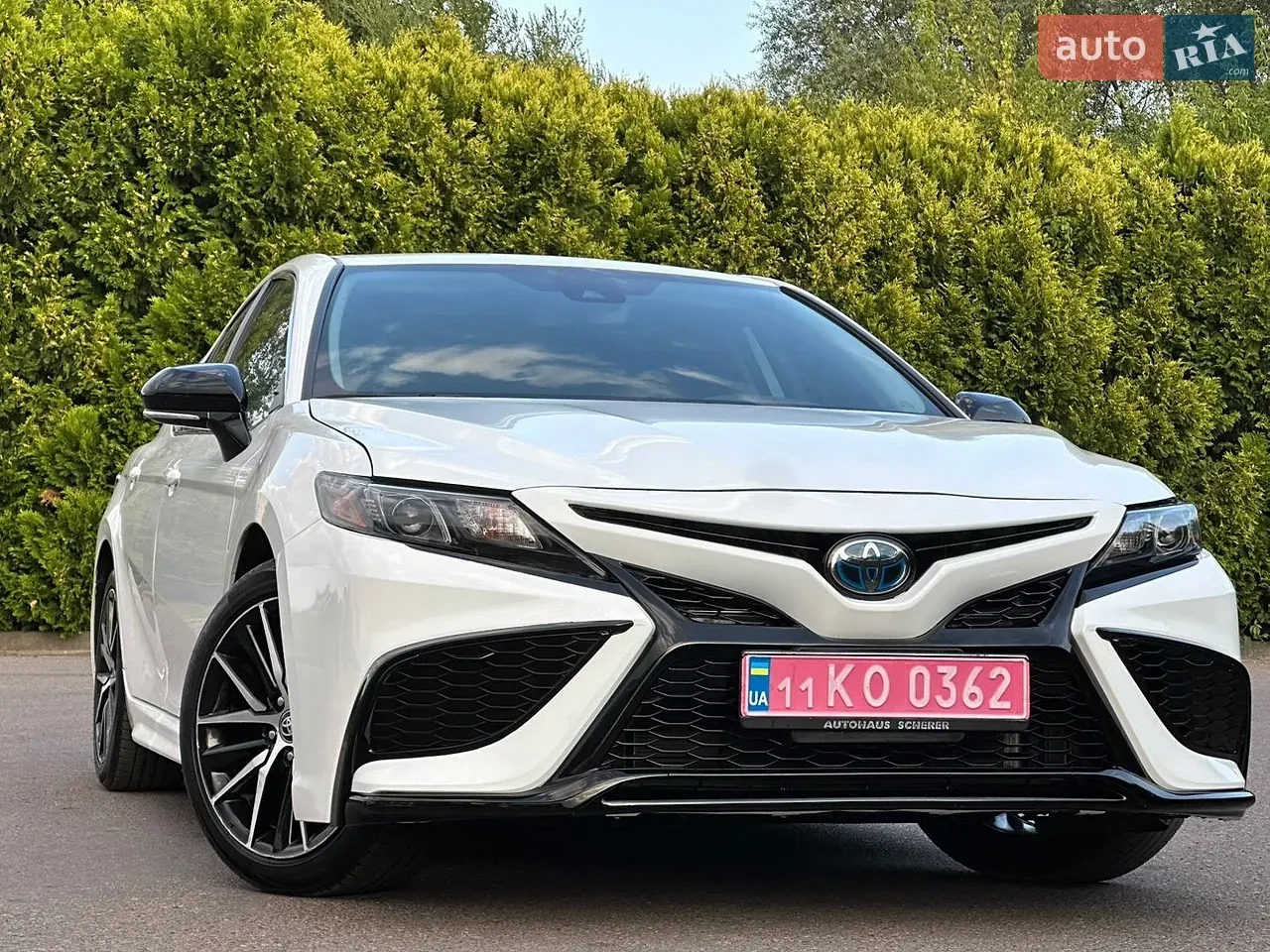 Toyota Camry 2023 photo 3