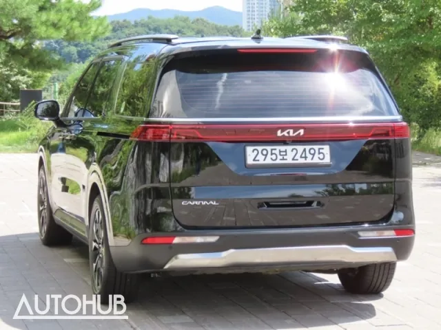Kia Carnival 2023 photo 4