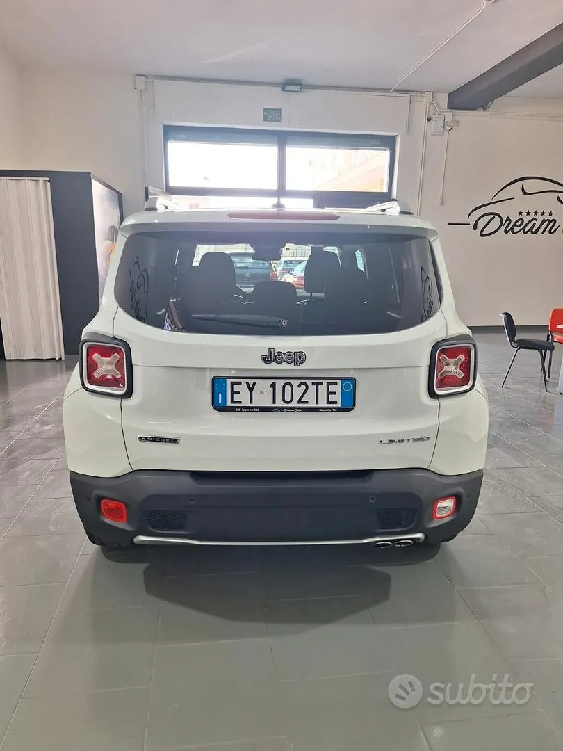 Jeep Renegade 2015 photo 4