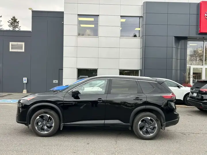 Nissan Rogue 2025 photo 3