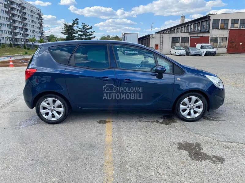 Opel Meriva 2011 photo 4