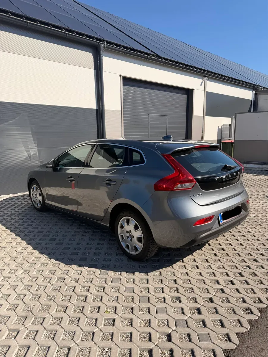 Volvo V40 2015 photo 3