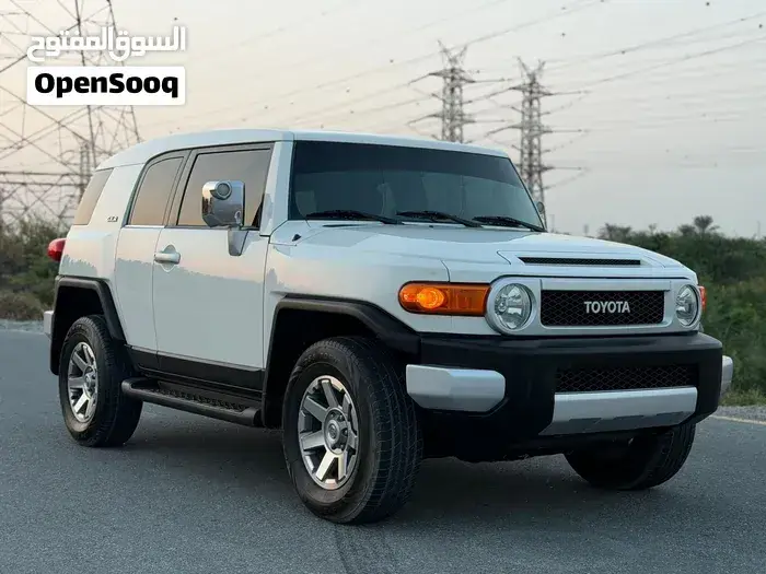 Toyota Fj 2014 photo 3