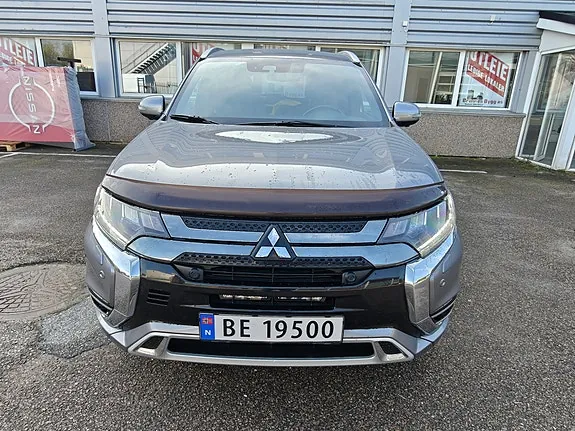 Mitsubishi Outlander 2019 photo 2
