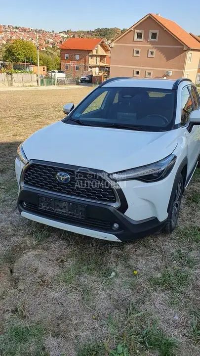 Toyota Corolla Cross 2024 photo 2