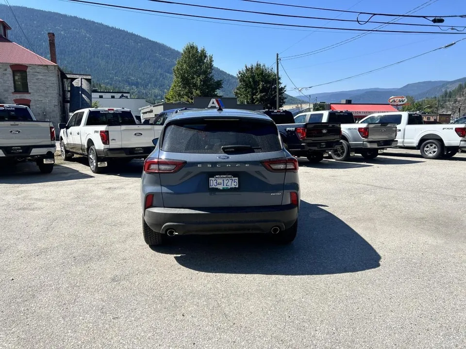 Ford Escape 2025 photo 4