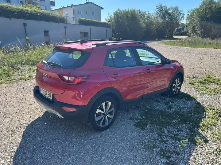 Kia Stonic 2024 photo 3