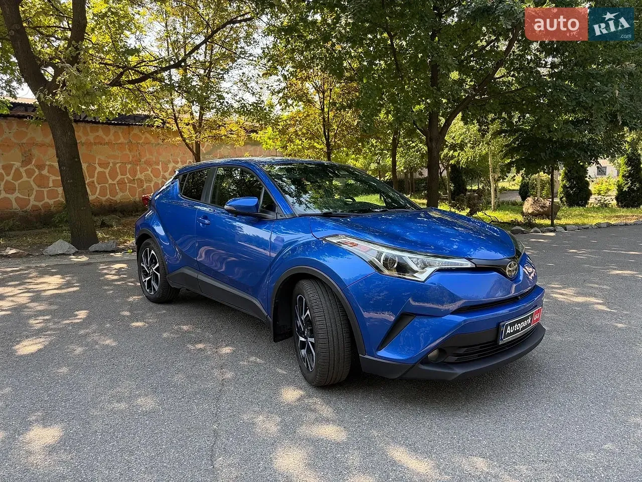 Toyota C-Hr 2019 photo 3