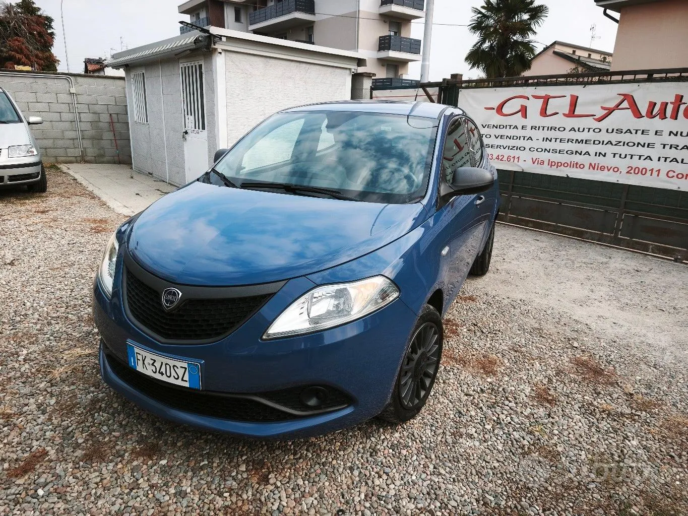 Lancia Ypsilon