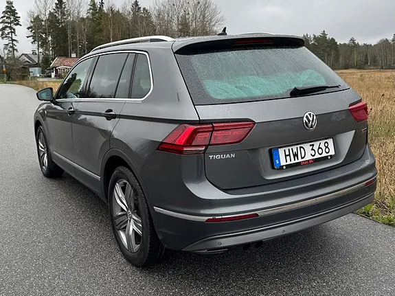 Volkswagen Tiguan 2018 photo 2