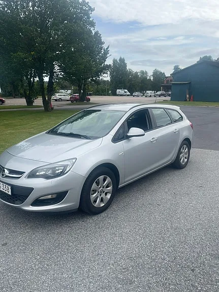 Opel Astra 2015 photo 4