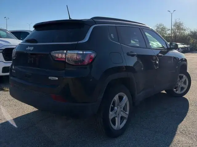 Jeep Compass 2024 photo 3
