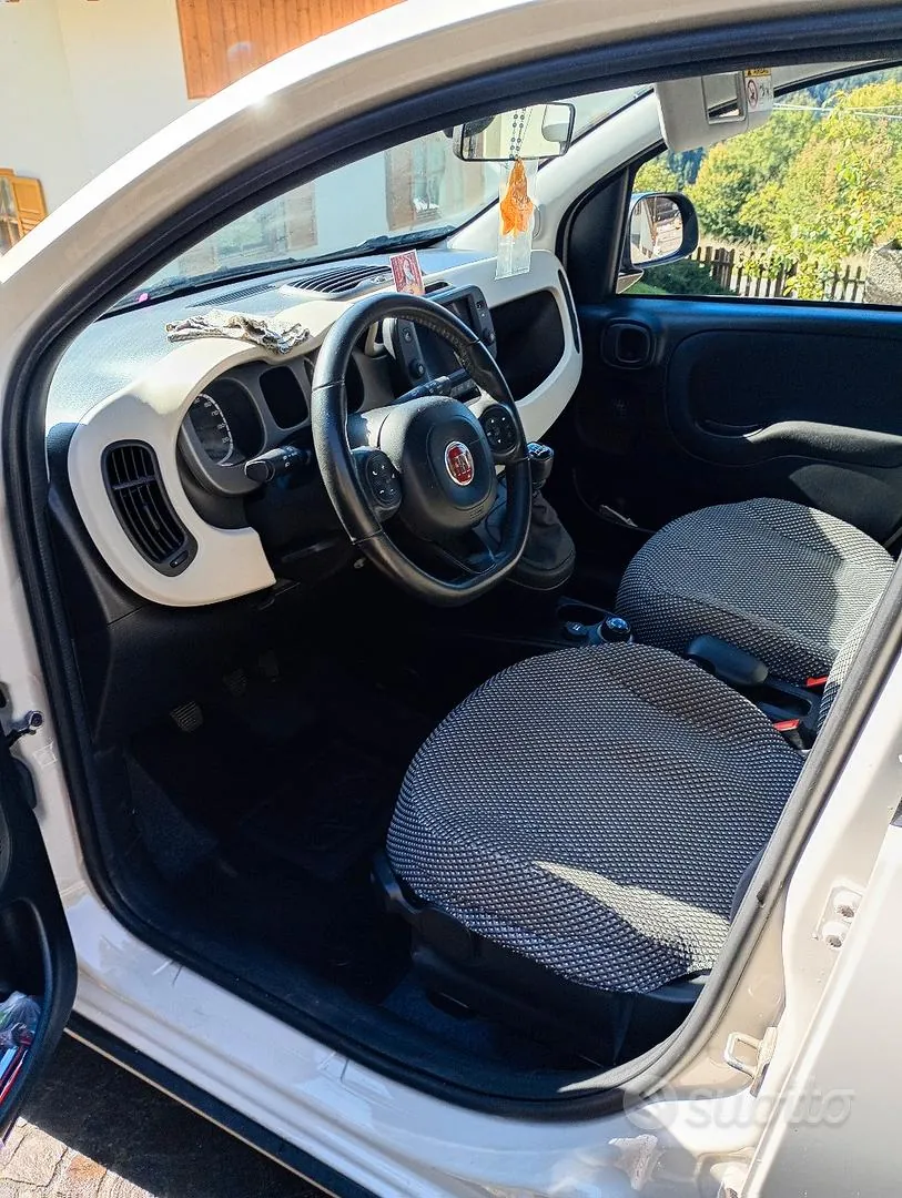 Fiat Panda 2024 photo 2