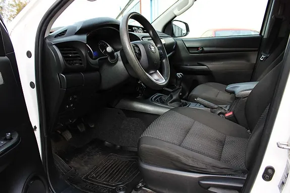 Toyota Hilux 2017 photo 3