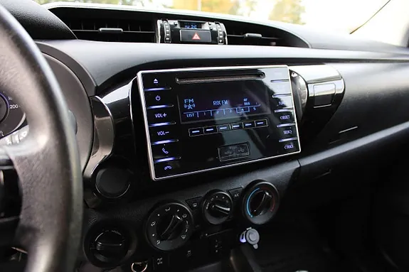 Toyota Hilux 2017 photo 5