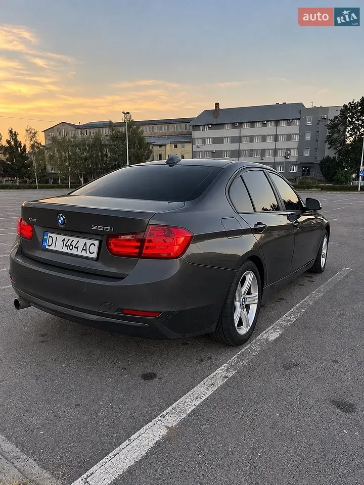 BMW 3 Series 2015 photo 5