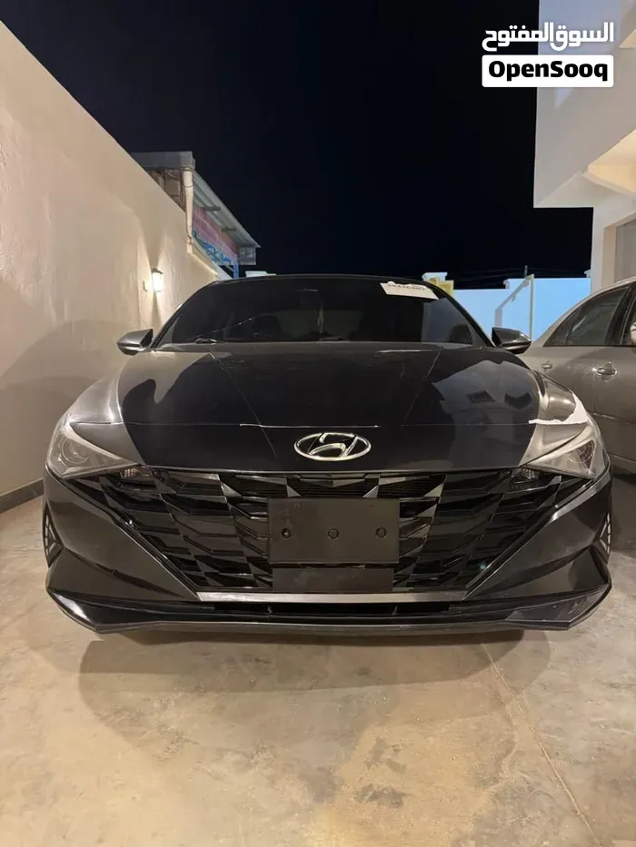 Hyundai Elantra 2022 photo 2