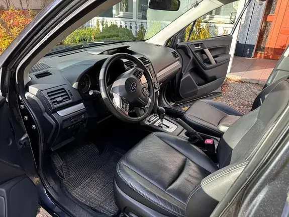 Subaru Forester 2014 photo 3