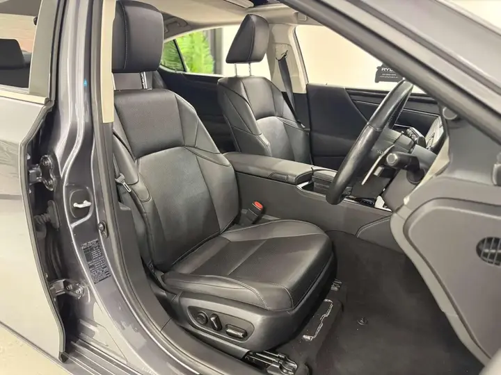 Lexus Es 2020 photo 4