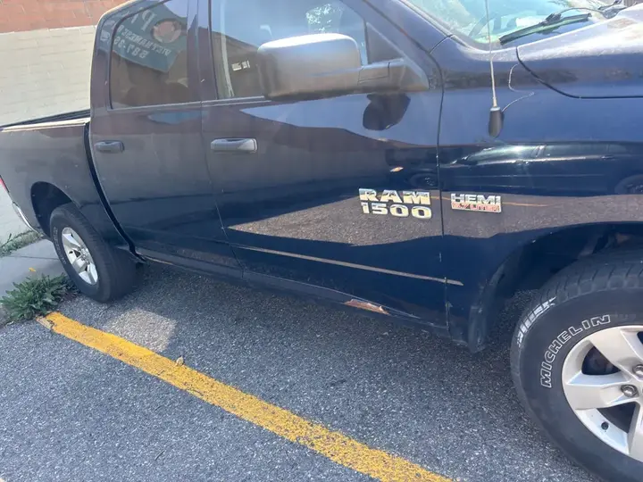Ram 1500 2014 photo 2