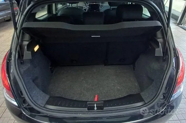 Lancia Ypsilon 2023 photo 5