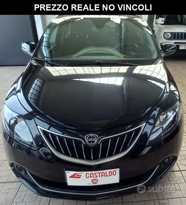 Lancia Ypsilon